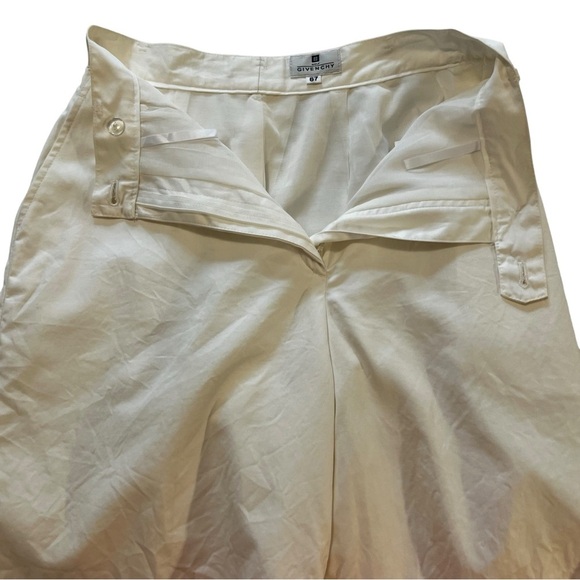 Givenchy Women’s Longline Golf Shorts White Pockets modest high rise 26 vintage - Picture 9 of 16